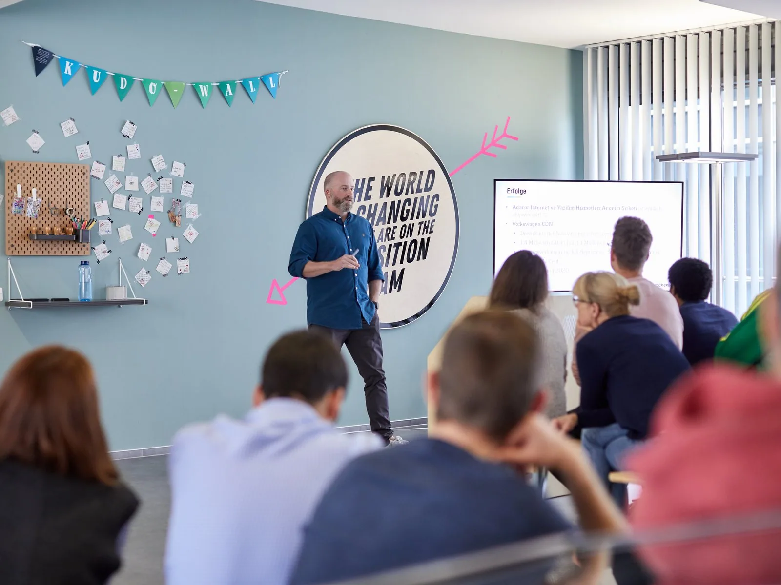 Auszeichnungen: Townhall mit der gesamten Belegschaft