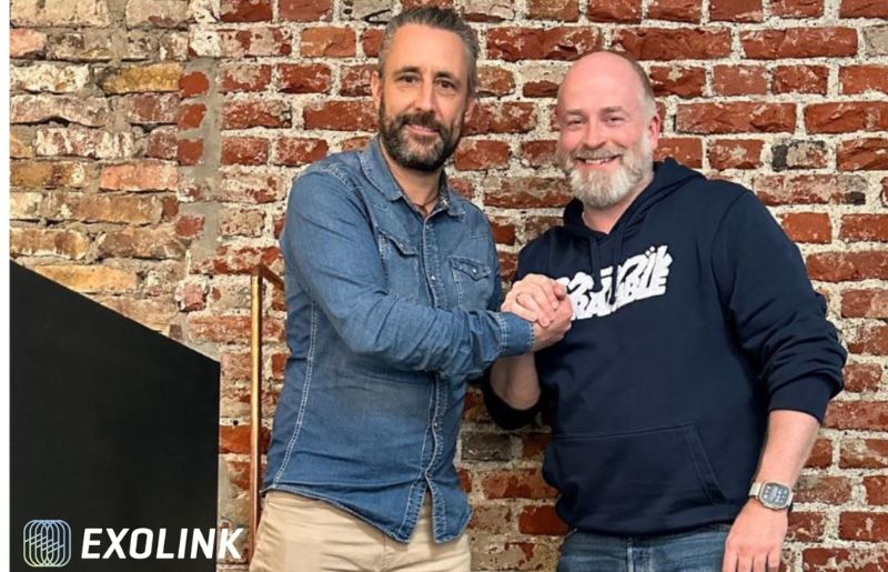 Olaf Schindler CEO Exolink mit Andreas Bachmann CEO Adacor